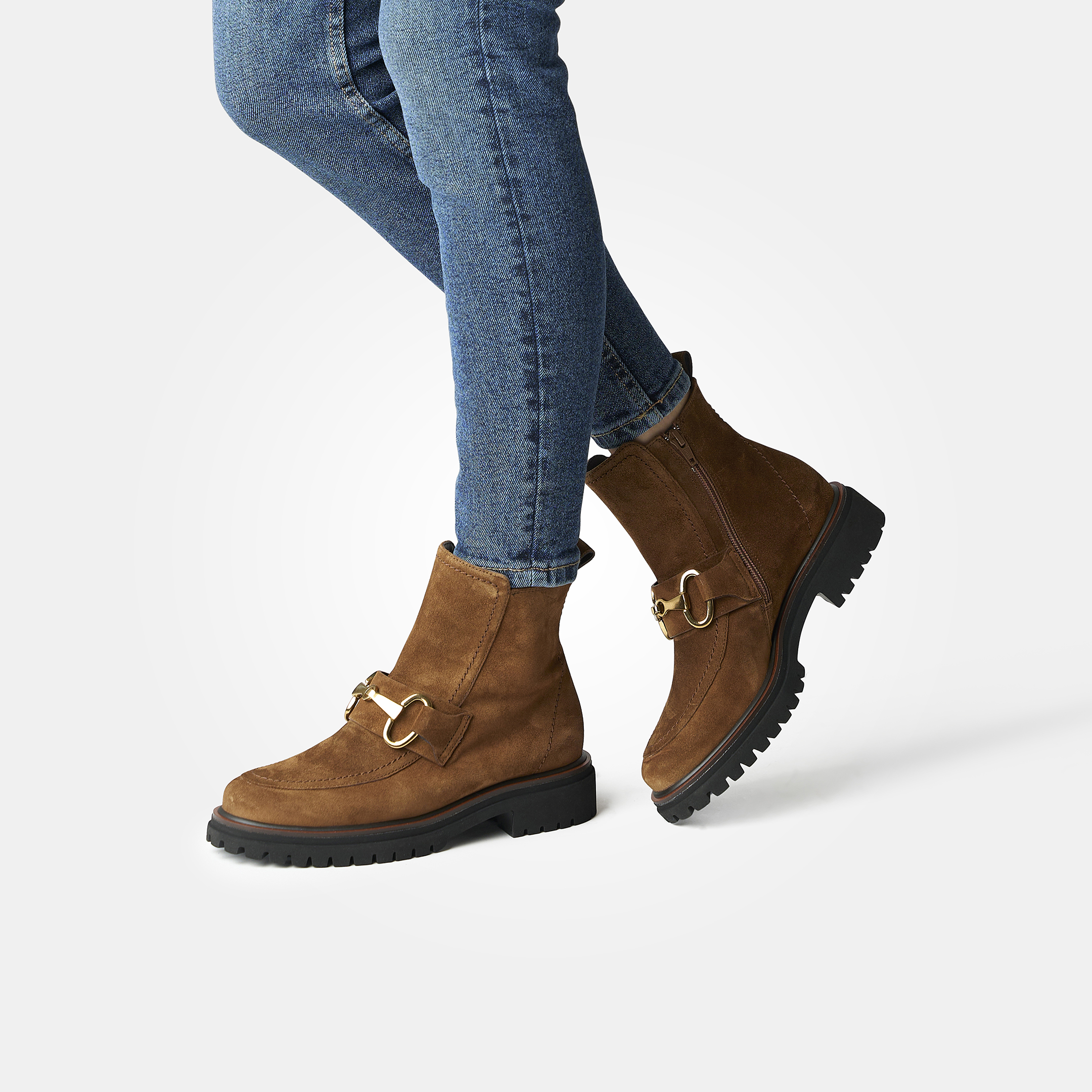 Comfortable women s ankle boots in brown Paul Green